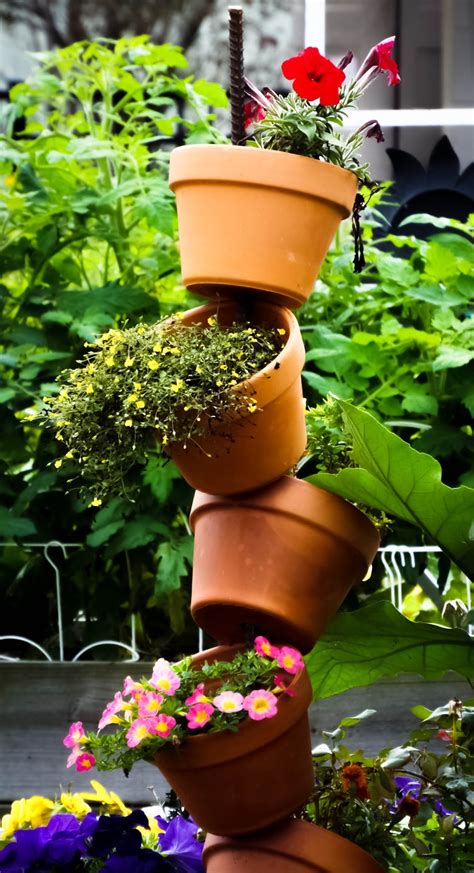 what places are good for inexpensive flowerpots